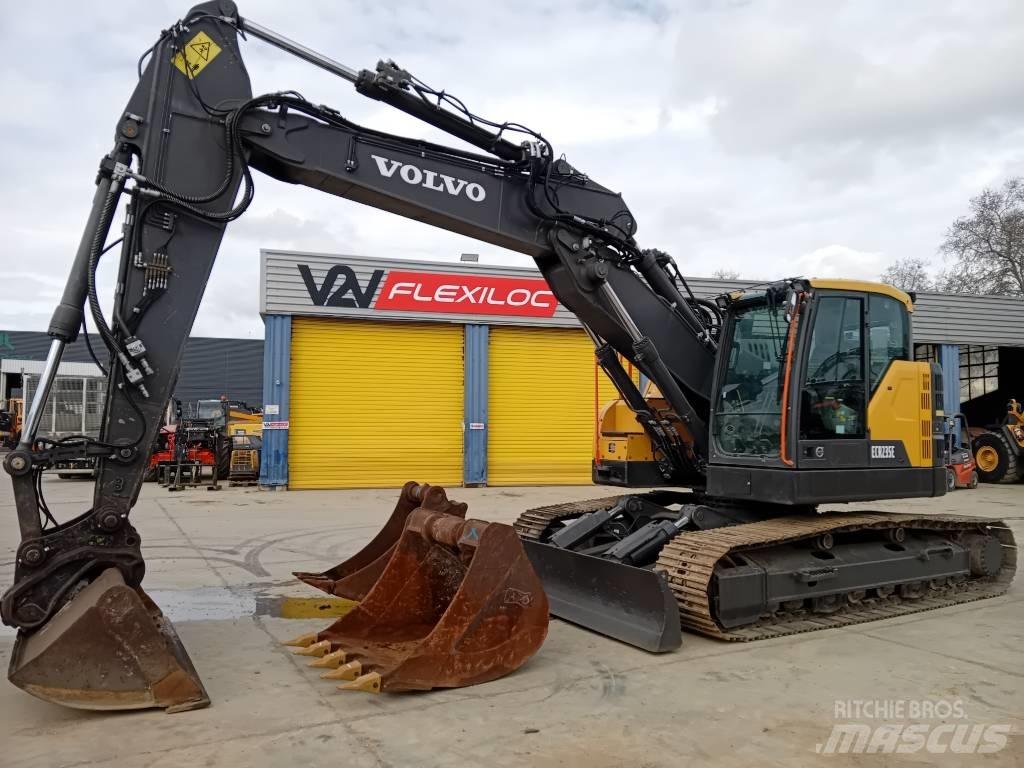 Volvo ECR235EL Excavatoare pe șenile
