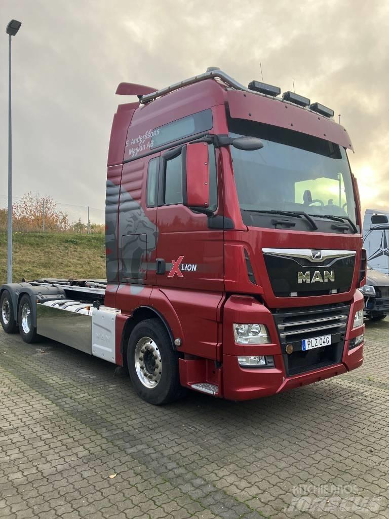 MAN TGX 26.510 Camion cu carlig de ridicare