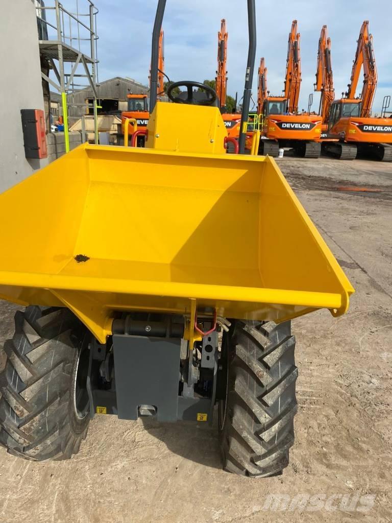 NC HT 1810 Minitractor de teren