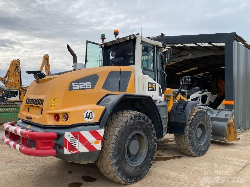 Liebherr L 526 Incarcator pe pneuri