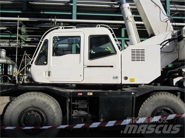 TADANO GR300EX Macara pentru orice teren