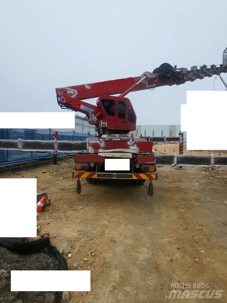 Horyong SKY4504 Platforme aeriene montate pe camion