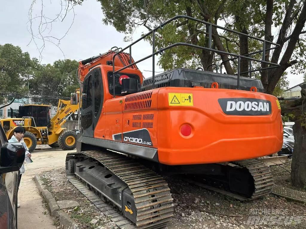 Doosan DX300LC-9c Excavatoare pe șenile
