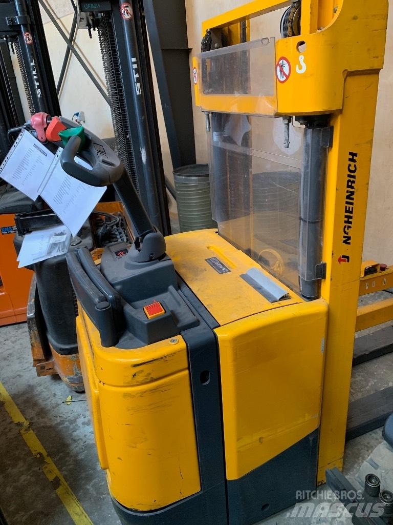 Jungheinrich ERZ14 Transpaleti autopropulsanti