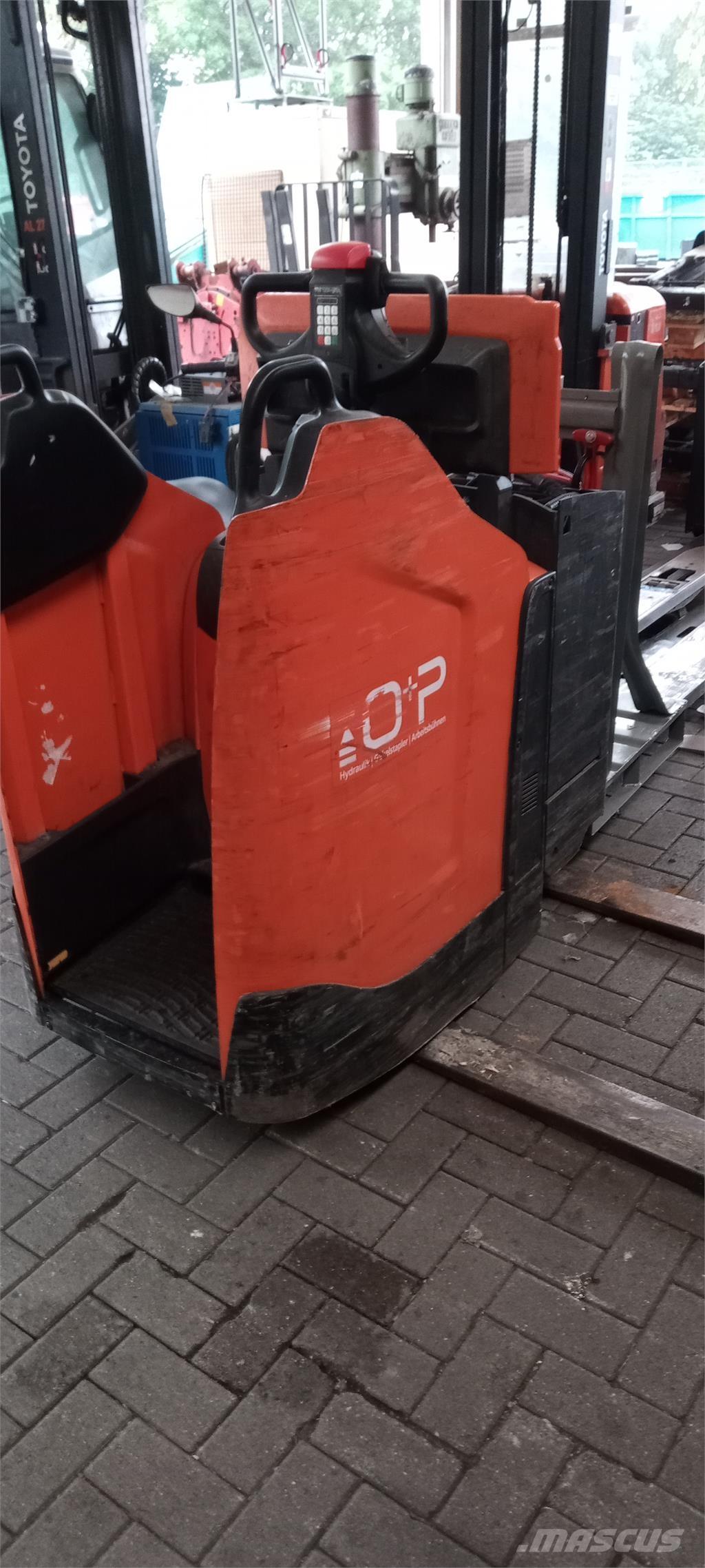 Toyota LPE 250 Transpaleta manuala