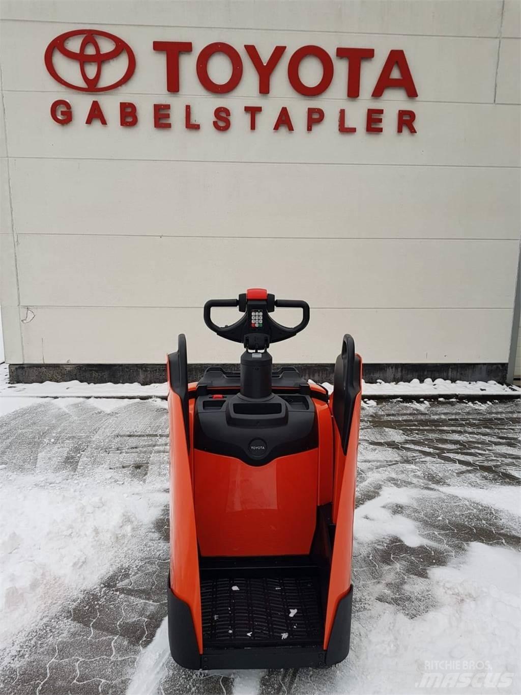 Toyota LPE 250 Transpaleta manuala