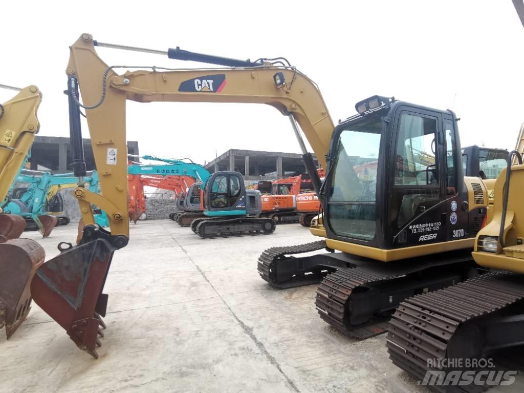 CAT 307d Excavatoare pe șenile
