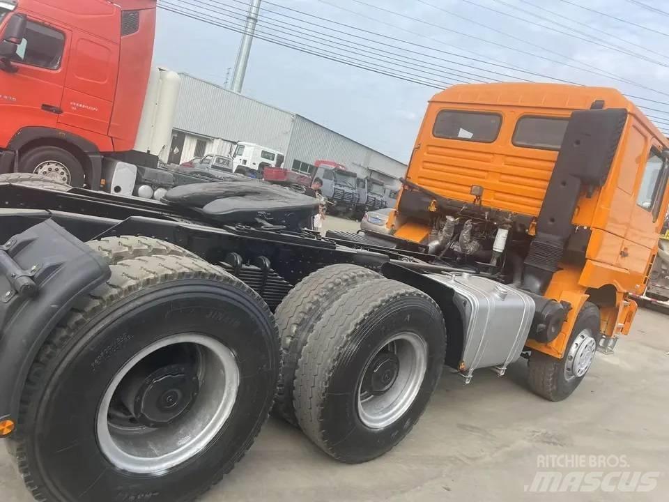 Shacman F3000 6X4 Autotractoare