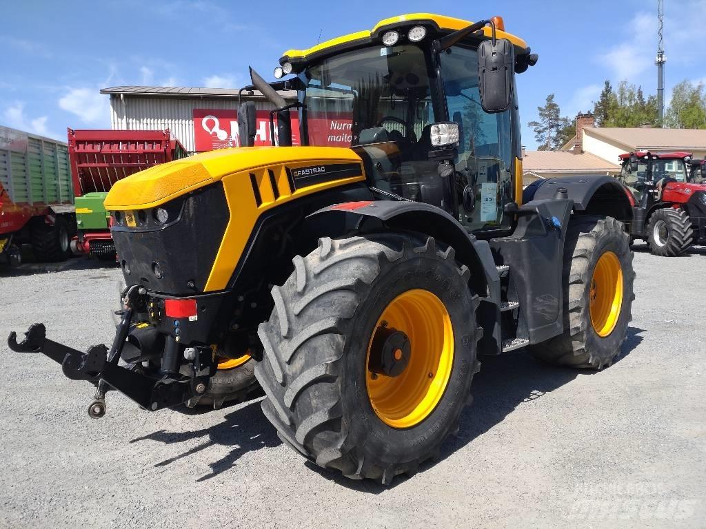 JCB Fastrac 4220 Tractoare