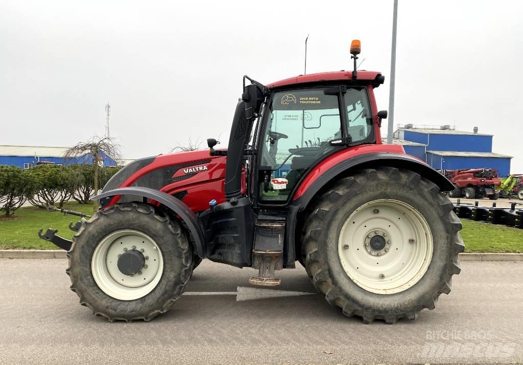 Valtra T 234 A Tractoare
