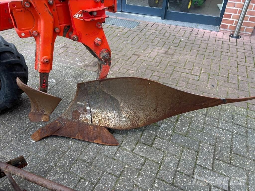 Kuhn VM 1525T Pluguri