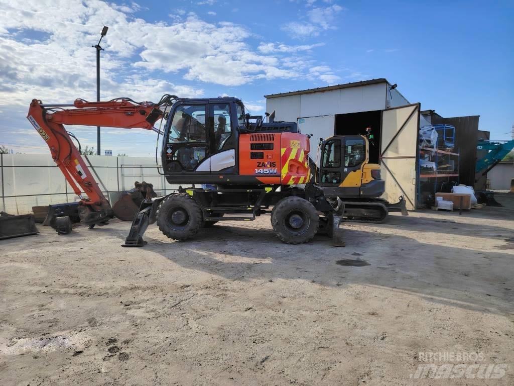 Hitachi ZX 145 Excavatoare cu roti