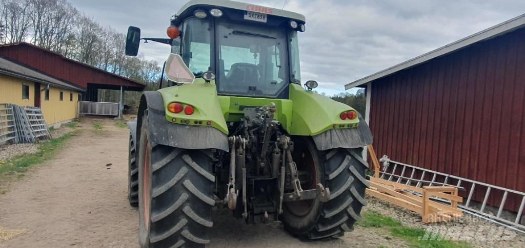 CLAAS Arion 510 Tractoare