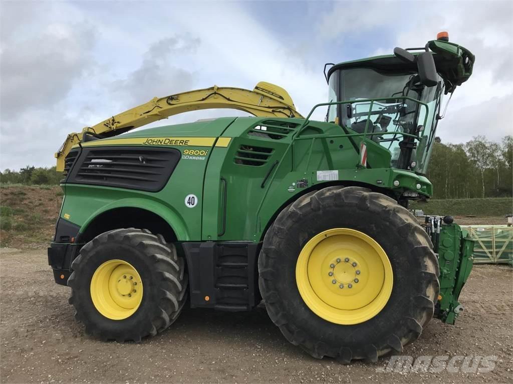 John Deere 9800i Forajere cu autopropulsare