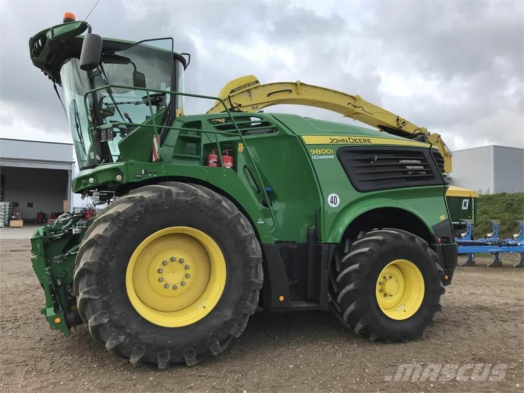 John Deere 9800i Forajere cu autopropulsare