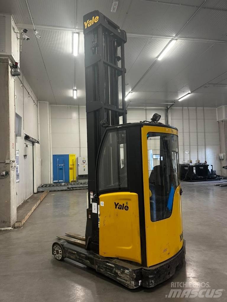 Yale MR 16 H Stivuitor cu catarg retractabil