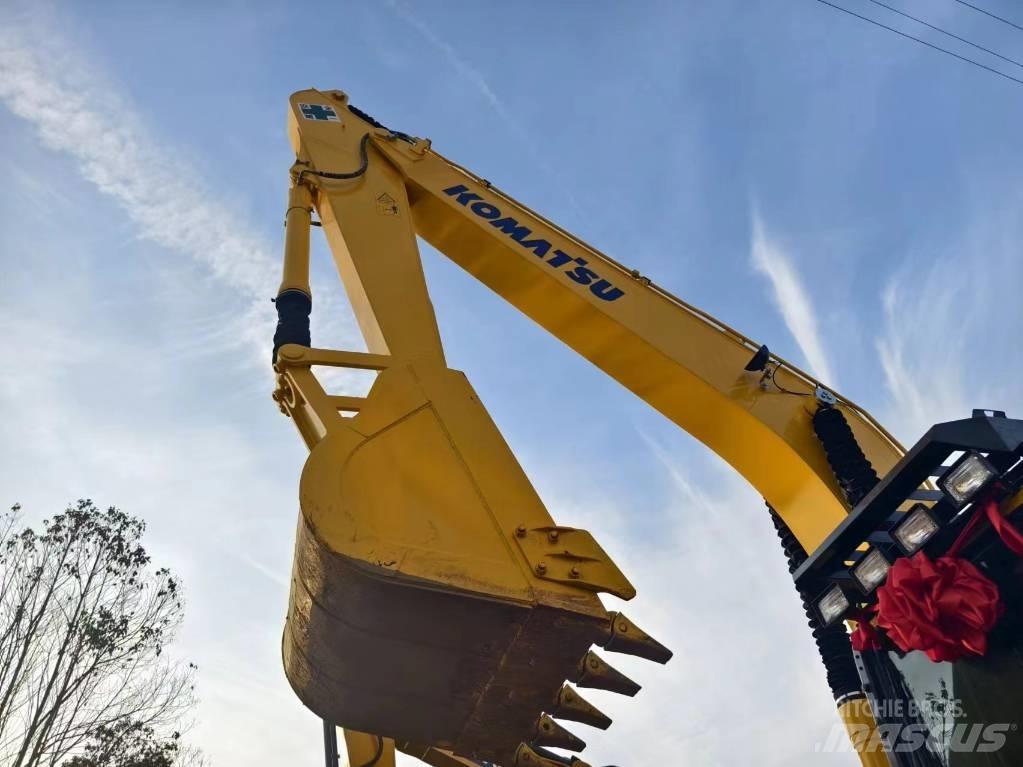 Komatsu PC240-8 Excavatoare 7t - 12t