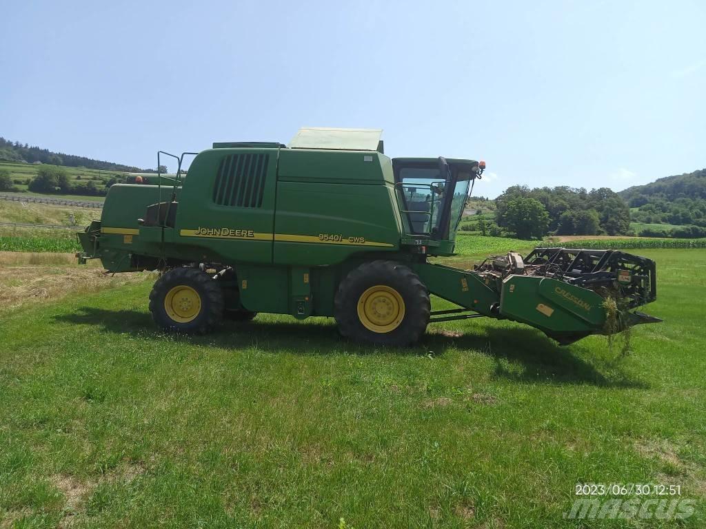 John Deere 9540 CWS Combine de secerat
