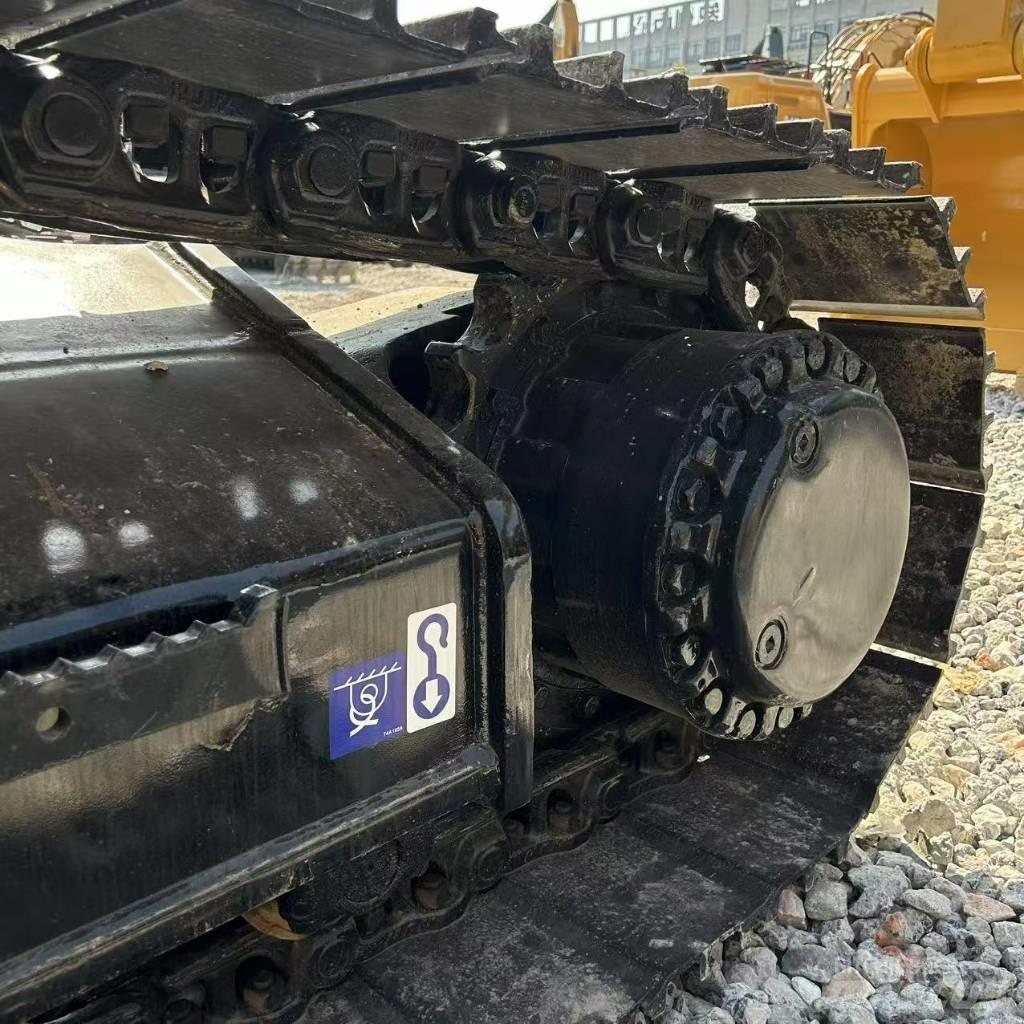CAT 325D2L Excavatoare pe șenile
