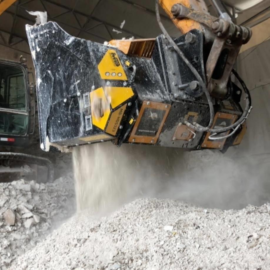 MB Crusher MB-HDS323 cupa de excavat cu cernere