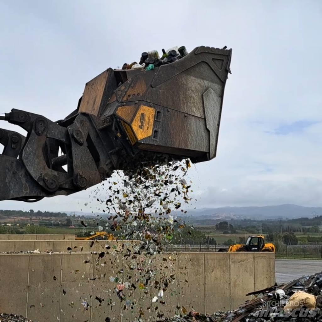 MB Crusher MB-HDS323 cupa de excavat cu cernere