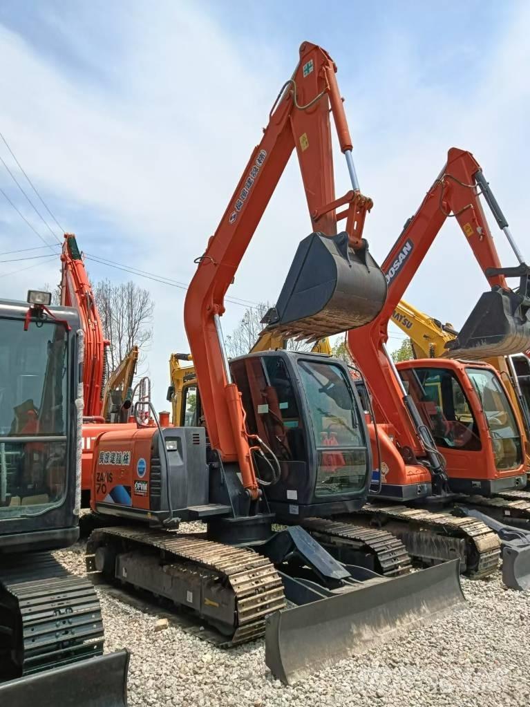 Hitachi ZX 70 Mini excavatoare < 7t