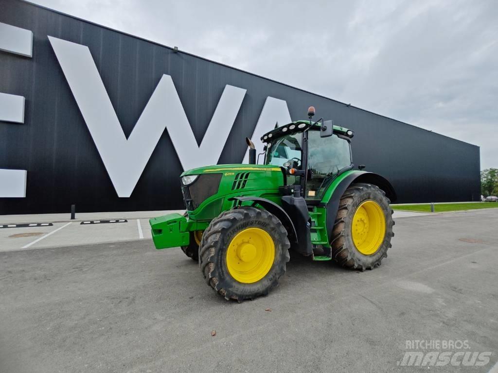 John Deere 6215 R Tractoare