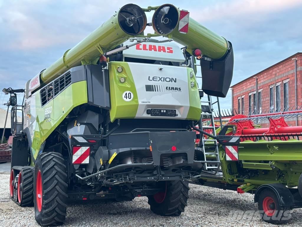 CLAAS Lexion 8900 TT Combine de secerat