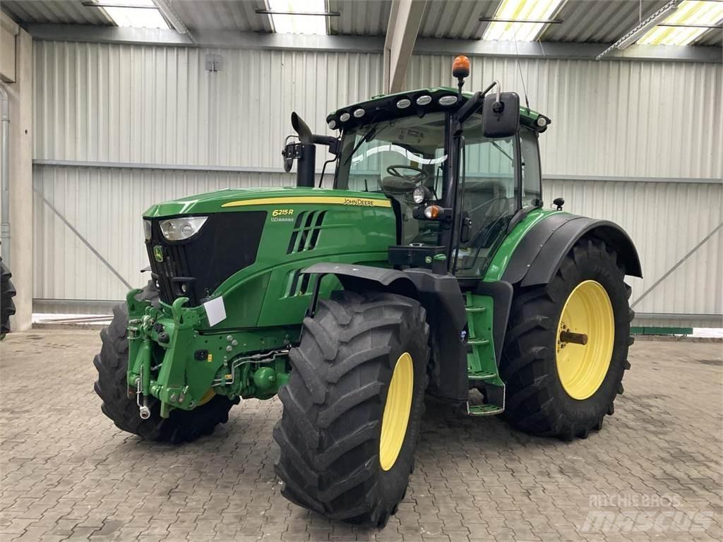 John Deere 6215R Tractoare