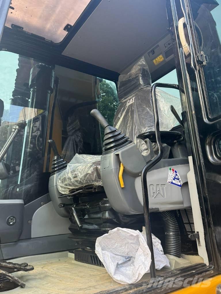 CAT 325D Excavatoare pe șenile
