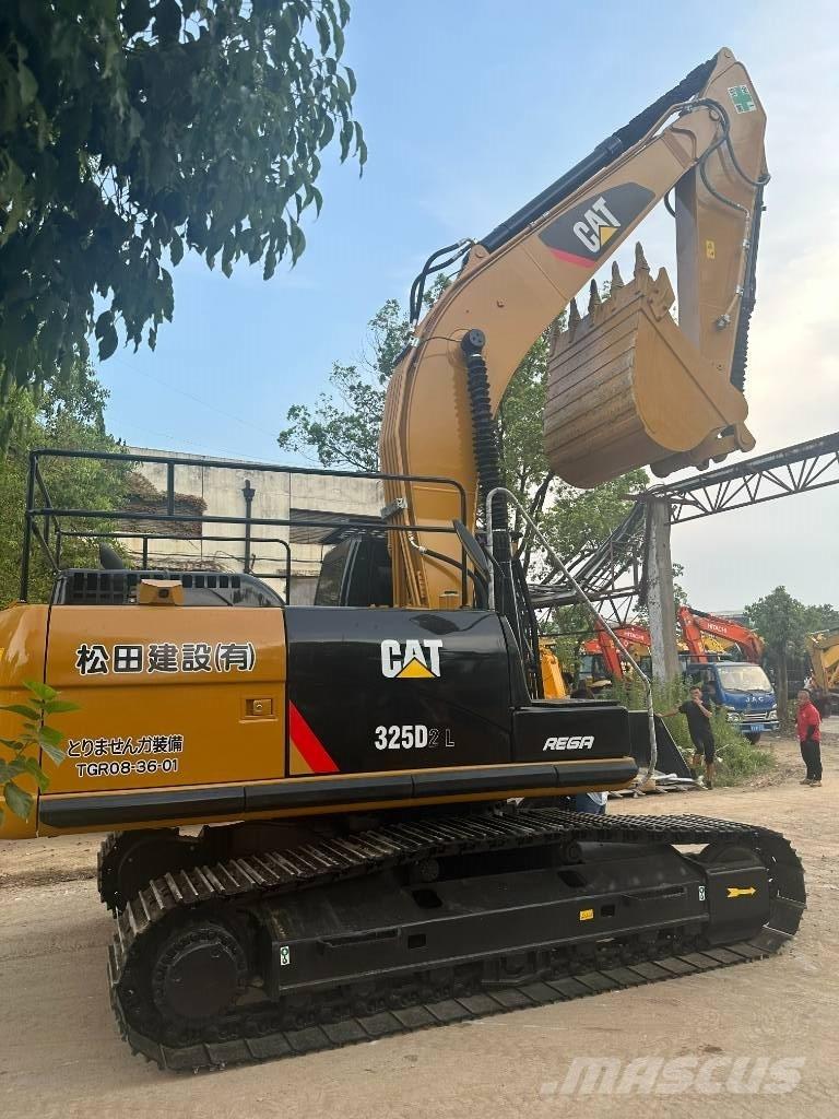 CAT 325D Excavatoare pe șenile
