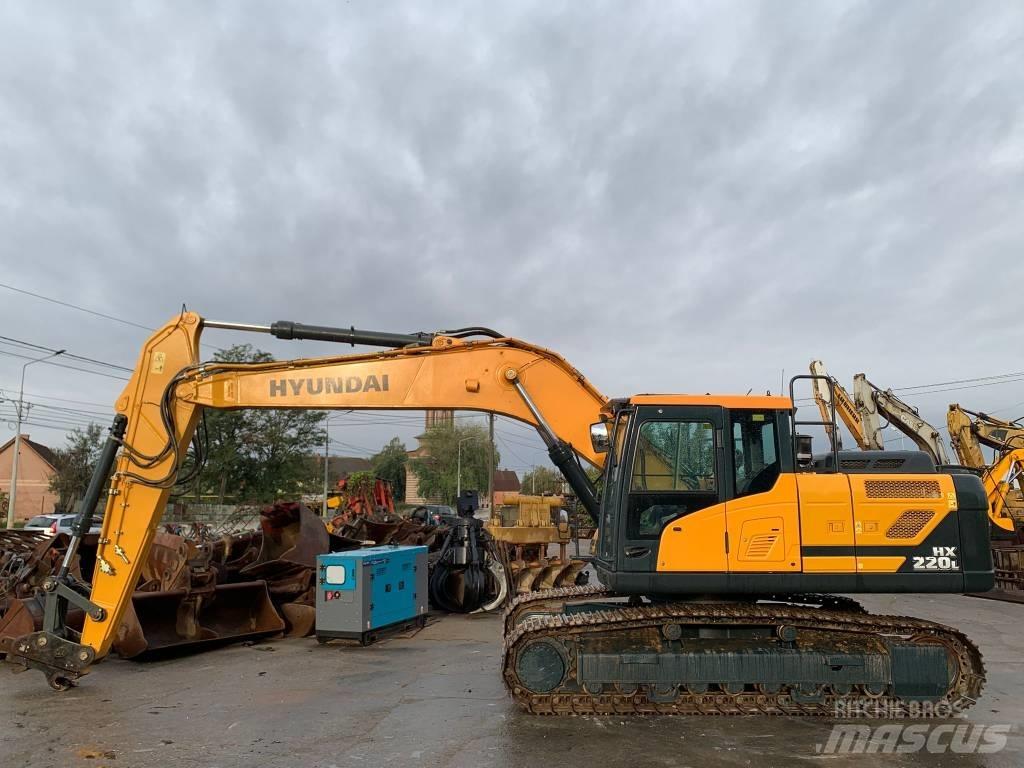 Hyundai HX 220 L Excavatoare pe șenile
