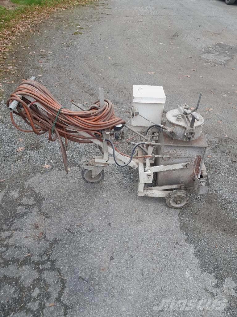 Hofmann H 75/25 Utilaje întreţinere terenuri - Altele