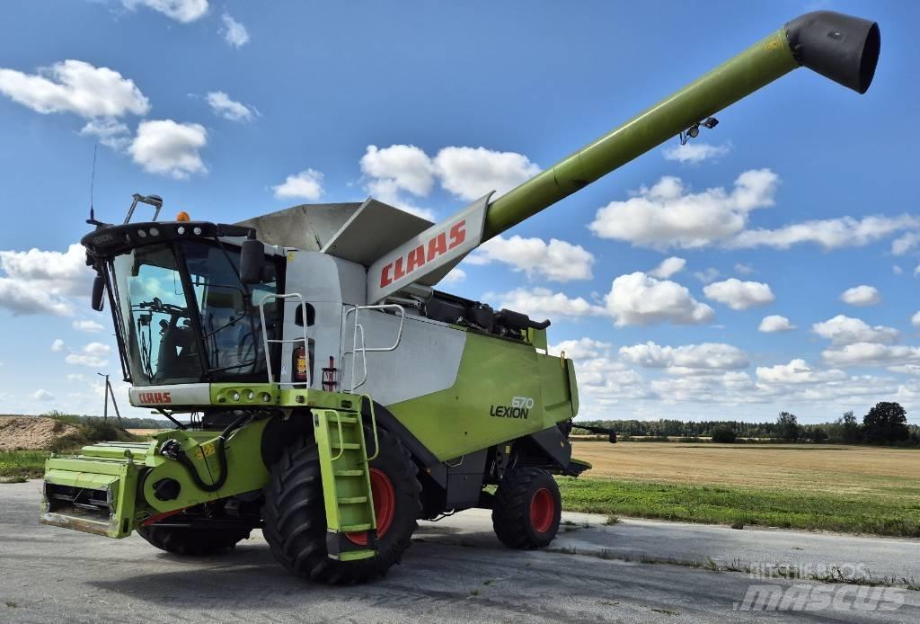 CLAAS Lexion 670 Combine de secerat