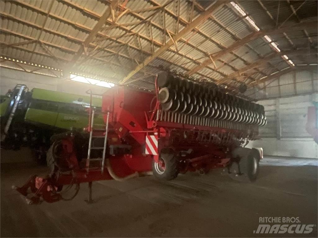 Kverneland DG 1200 Perforatoare