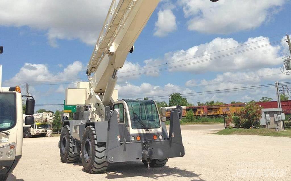 Terex CD225 Macara teren accidentat