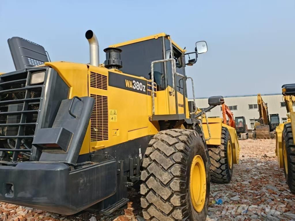 Komatsu WA 380-6 Incarcator pe pneuri
