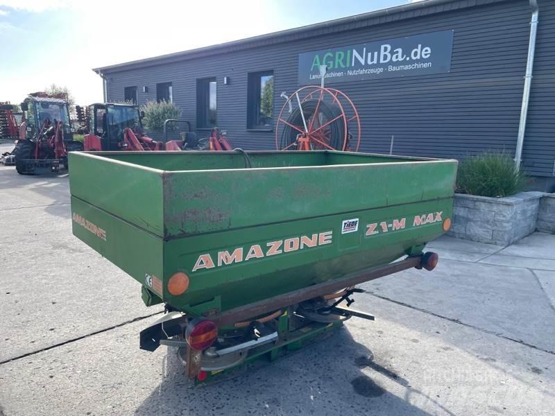 Amazone ZA-M Max Împrastierea mineralelor