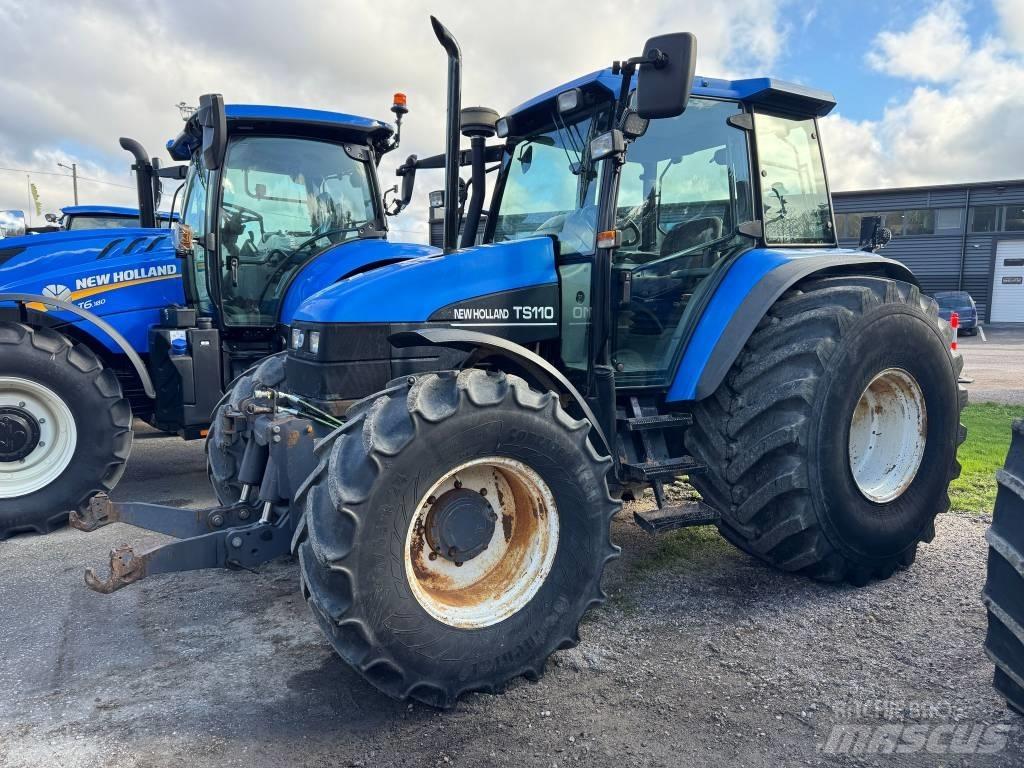 New Holland TS110 Tractoare