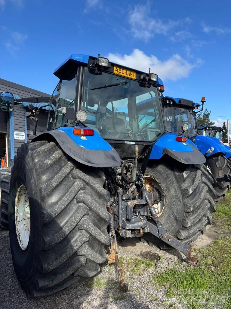 New Holland TS110 Tractoare