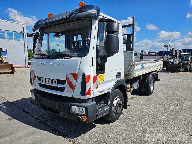 Iveco 80E 18 Camioane platforma/prelata