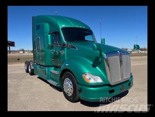 Kenworth T 680 Autotractoare