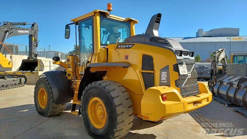Volvo L 90 H Incarcator pe pneuri