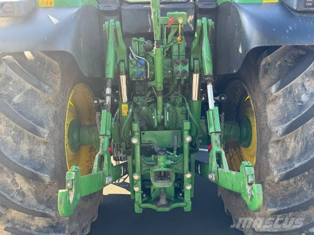 John Deere 6155M Tractoare