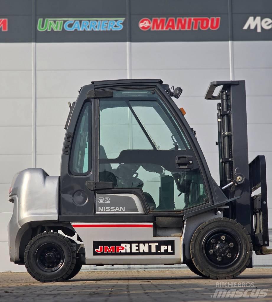 Nissan FGD02 A 32 Q Stivuitor GPL