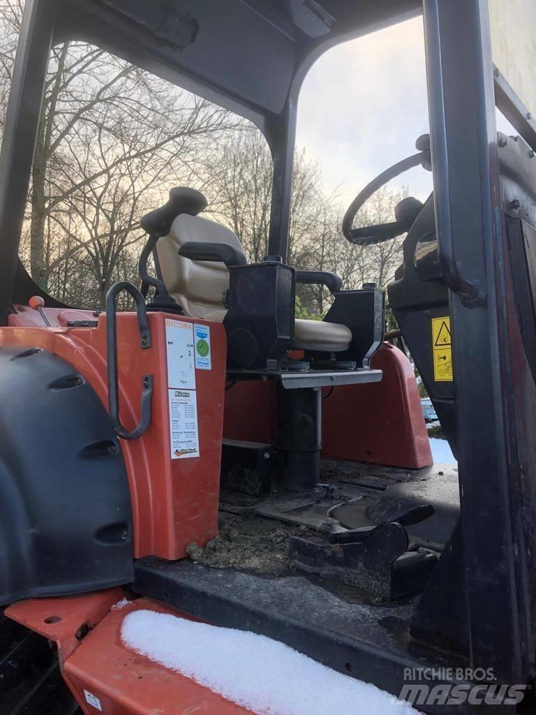 Ditch Witch RC120 Excavatoare de santuri