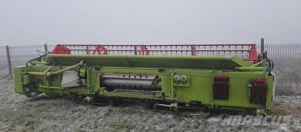 CLAAS Tucano 440 Combine de secerat