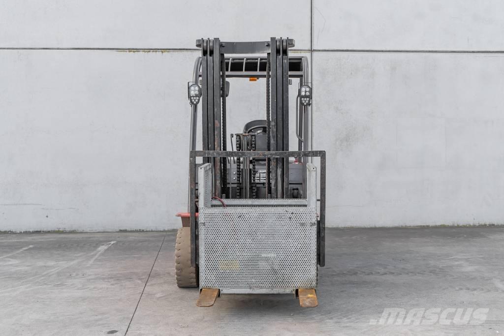Manitou ME 425 Stivuitor electric