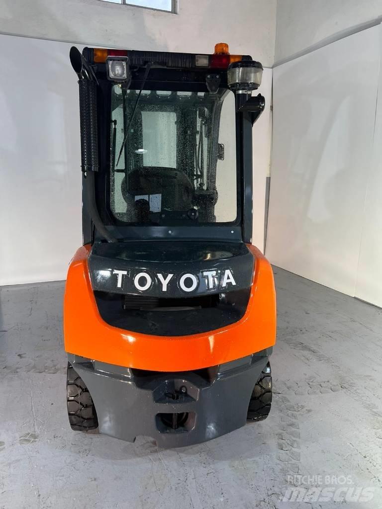 Toyota 02-8 FD F 25 Stivuitor diesel