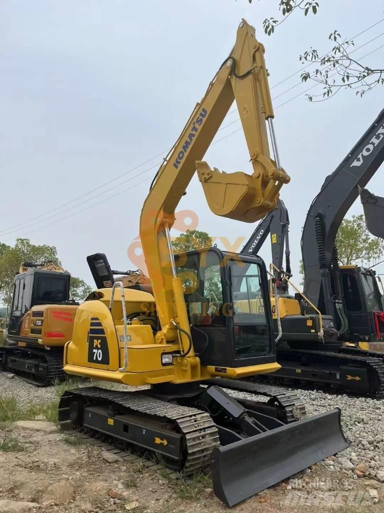 Komatsu PC 70 Excavatoare 7t - 12t